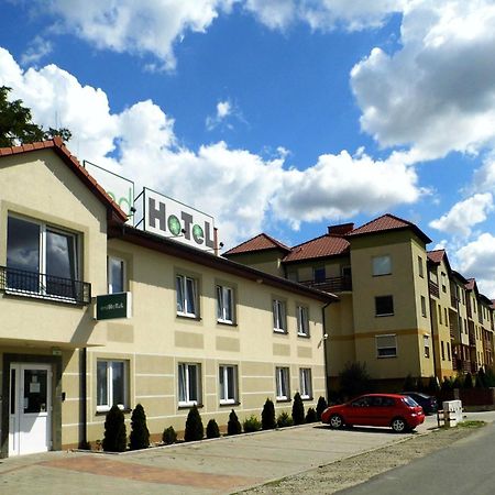 Endhotel Bielany Wrocławskie Esterno foto