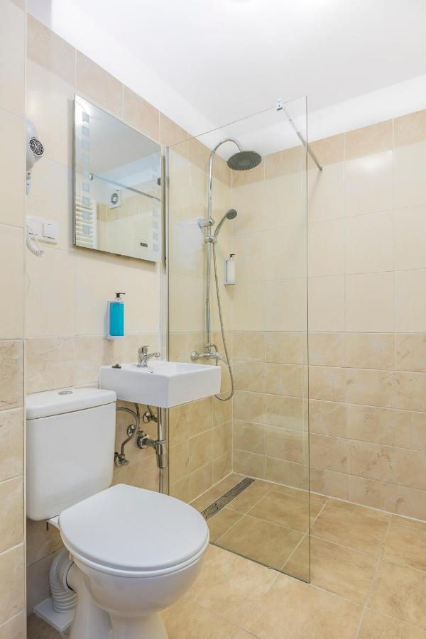 Endhotel Bielany Wrocławskie Esterno foto