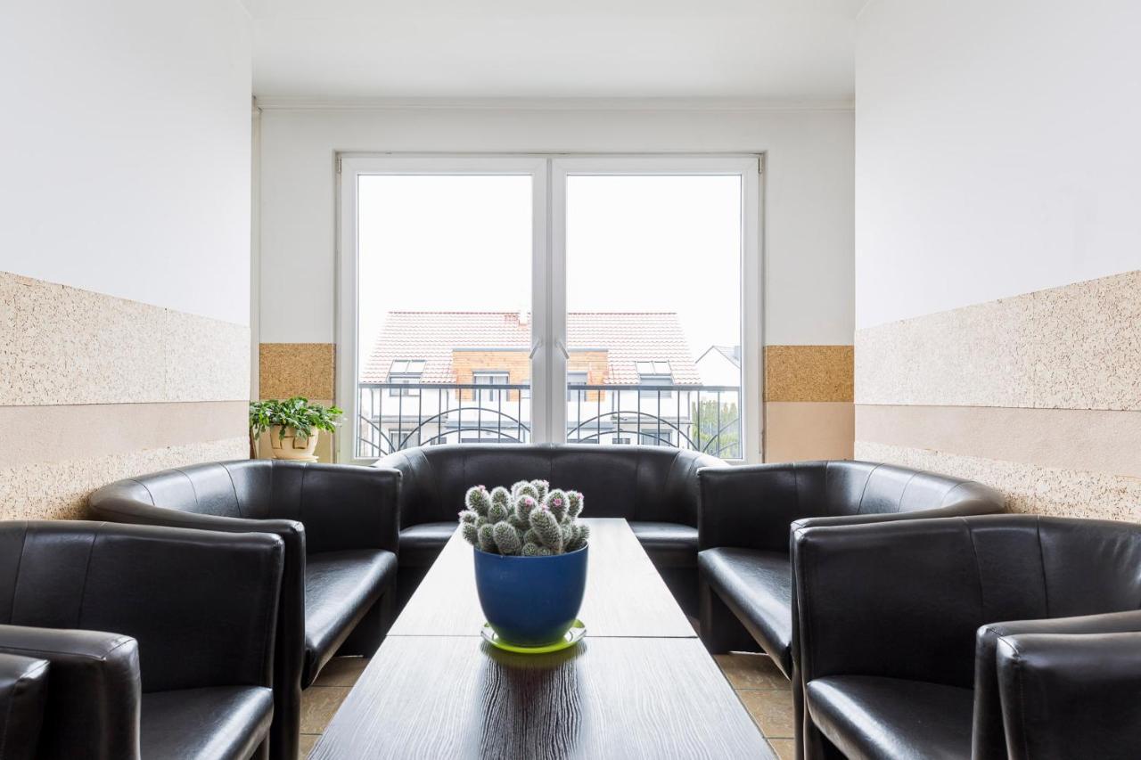Endhotel Bielany Wrocławskie Esterno foto